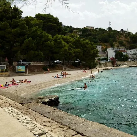Apartament Teta Lidia *